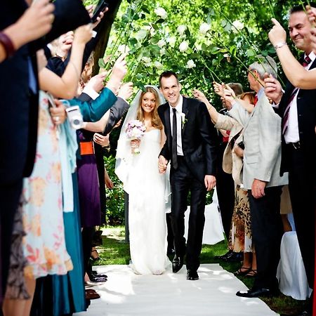 فندق بريفاتهوتل ليندتنر هامبرج هامبورغ المظهر الخارجي الصورة Jewish wedding